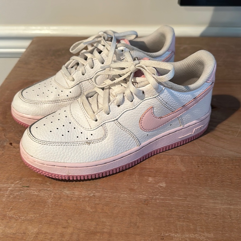Nike Force 1, girls size 3, white and pink